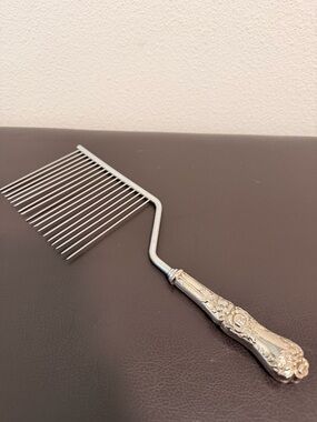 Vintage Silver Tone Pastry Comb Cake Breaker Decorative Floral Handle